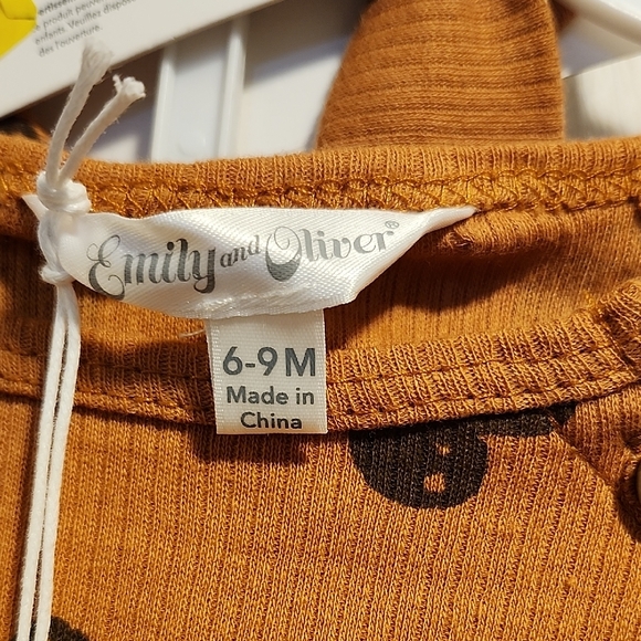 Emily and Oliver Baby Outfit with Headband - Picture 2 of 7